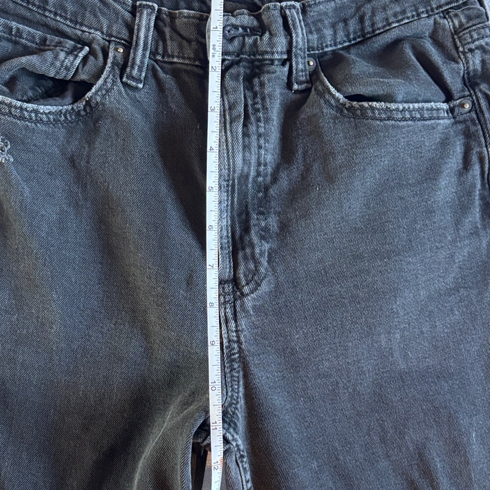 GAP Women's Relaxed Black Distressed Jeans - Picture 5 of 6
